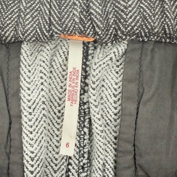 NWT Free People Pop Preppy Herringbone Gray Mini Skirt Size 6 - Picture 4 of 8